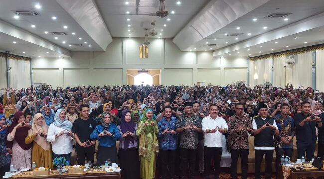 TRH Bersama Tim Pemenangan dan Relawan di Banda Aceh(Foto:Ist)